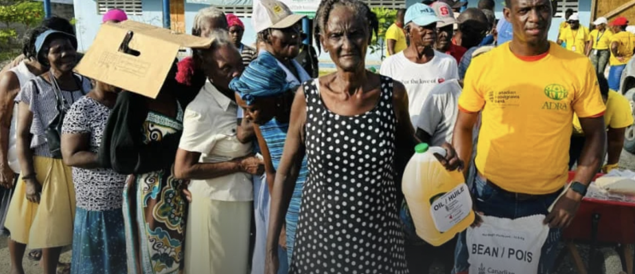 ADRA distribuye paquetes de ayuda alimentaria en Haití en medio de la creciente crisis